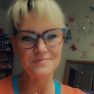 Meet your Posher, Marci